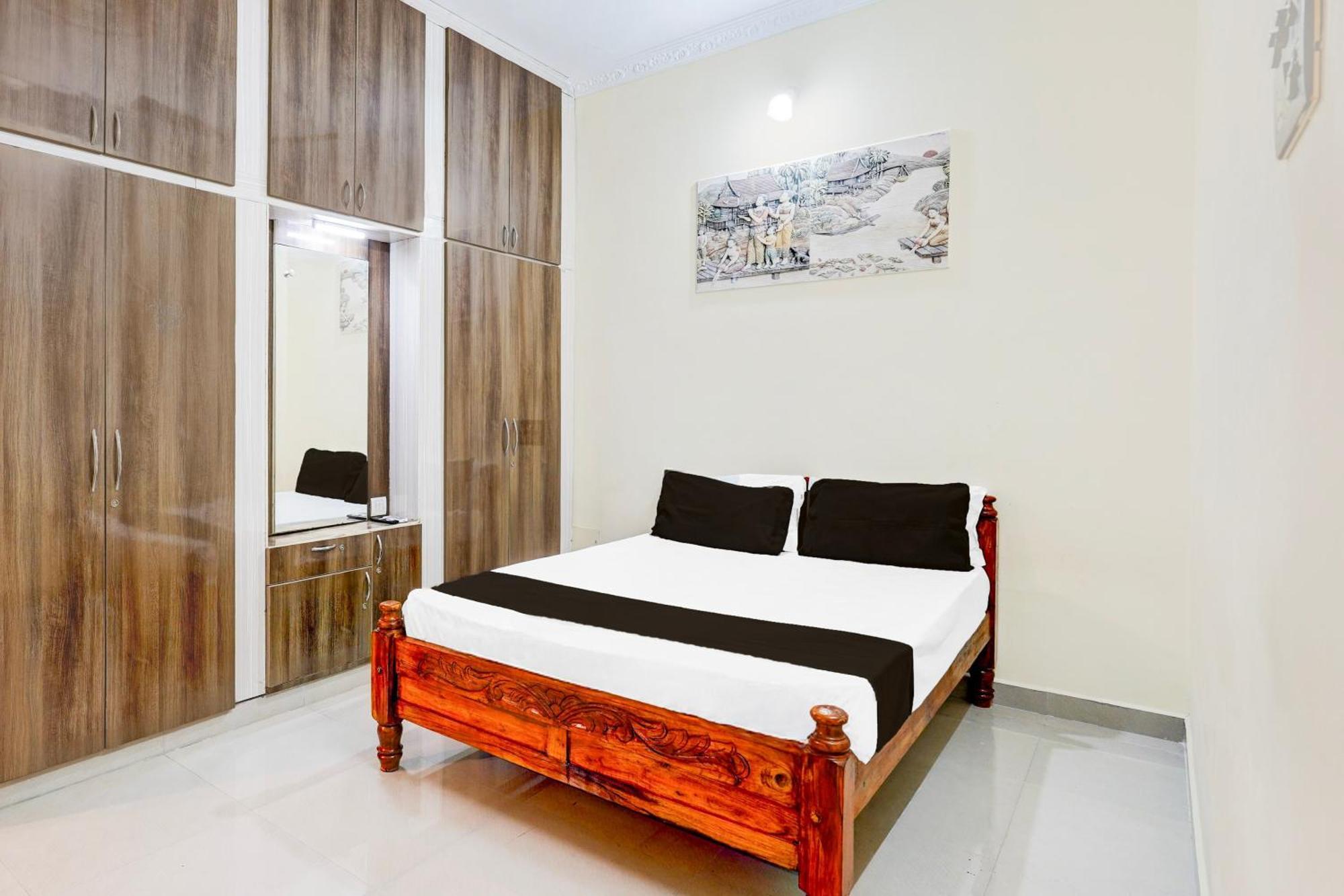 O Enclave Stayz Hotel 3*